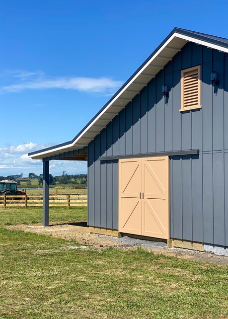 Barn breezeway to feed and storage rooms