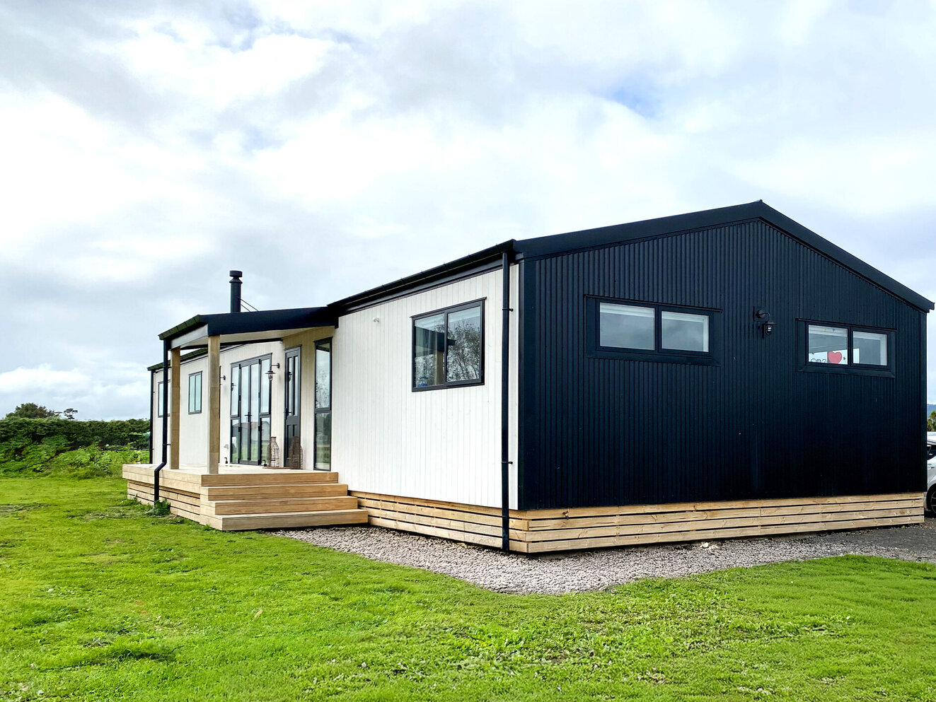 Aka Aka Country Home Entrance