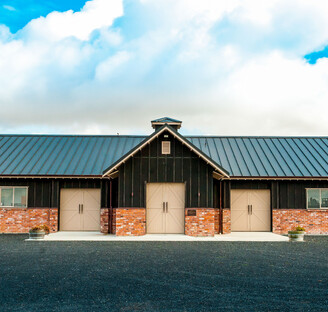 Pakuranga Hunt Kennels by Harrison Lane