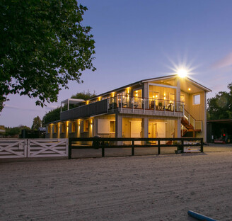 Oxford barn style home Tamahere