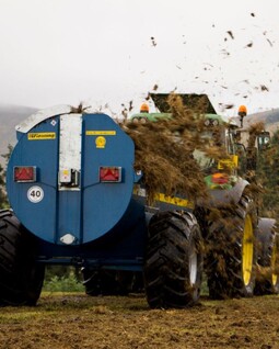Fleming muck spreader