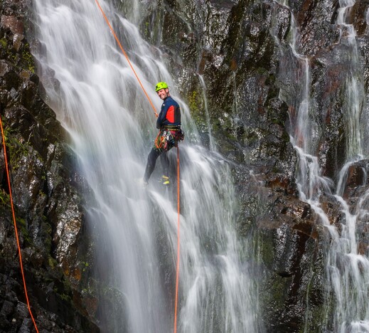 Book canyoning