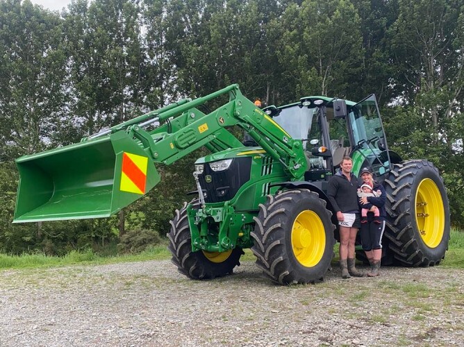 southland farmers and tractor