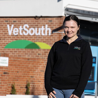 Friendly Milton local, Gina, is our Customer Services Rep in the new clinic. She’s ready to welcome you!