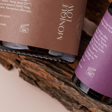 Image showing 12M symbol meaning use within 12 months of opening