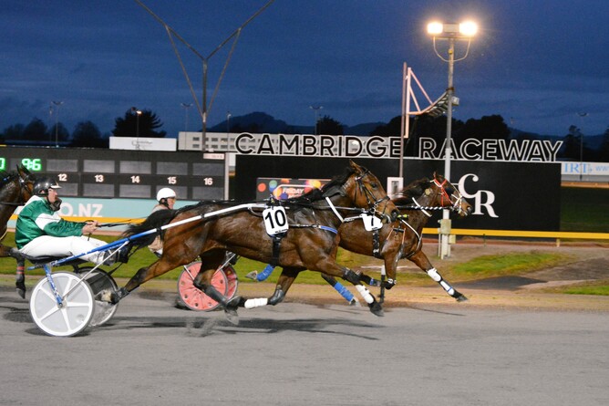 Danke put paid to his younger rivals at the Cambridge Raceway on Friday - Chanelle Lawson