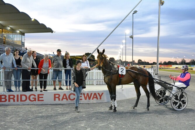 Luckyanova and her winning connections on Tuesday evening - Chanelle Lawson