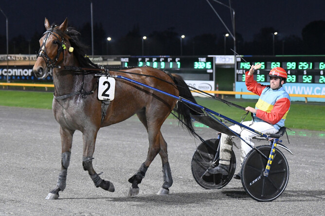 Quik Sharnie and Benjamin Butcher salute after their win on Thursday night - Photo: Chanelle Lawson Photography