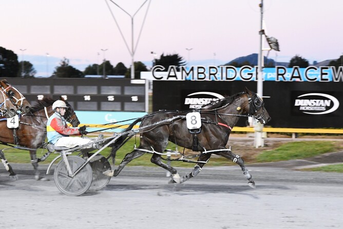 Spirit of Anzac winning at the Cambridge Raceway. - Photo: Chanelle Lawson