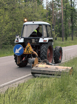 Flail and verge mowers