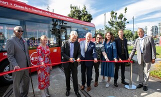 Electric Bus NZ - Auckland CityLINK ribbon cutting with Phil Goff 