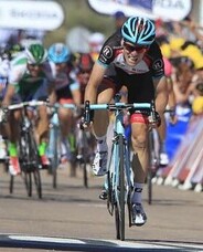 Tour de France Stage 2 Equipment Effect