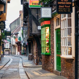 Physio wanting work in UK