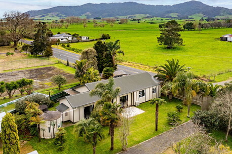 2712 Tahuna-Ohinewai Road - Hoe-O-Tainui$599,000