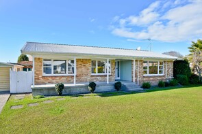SOLD - 4 Golden Pl, Fairfield$555,000