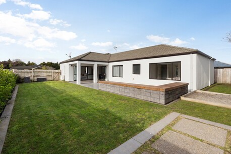 9 Bellona Place - FlagstaffBY NEGOTIATION