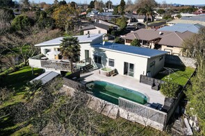 SOLD - 16 Logan Ct, Chartwell$1,080,000
