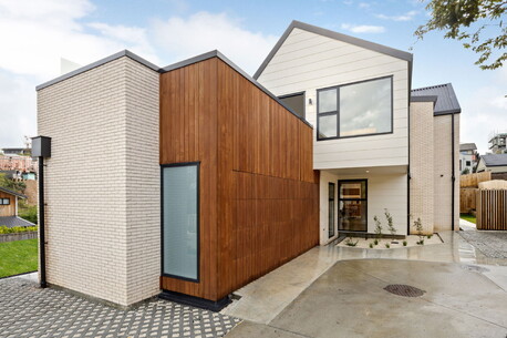 Lt 5, 15 Lake Domain Drive - Hamilton Lake$1,695,000