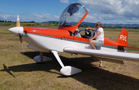 Learn to fly small planes in Tauranga