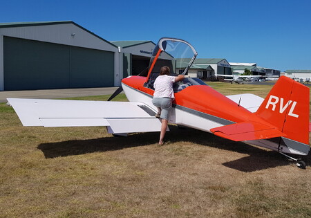 Learn to fly taildraggers