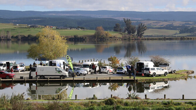 Service at Waihola, Southland