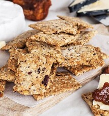 Nut &amp; Oat Crackers