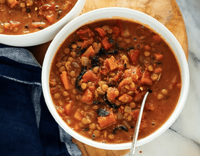 Tomato &amp; lentil soup