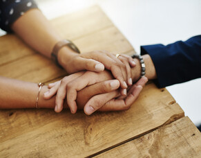 How to Help When Words Aren&rsquo;t Enough