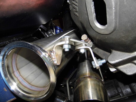 Manifold Bracing for your turbo setup | Sinco Customs