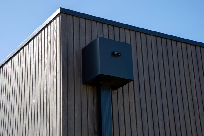 house with internal gutters