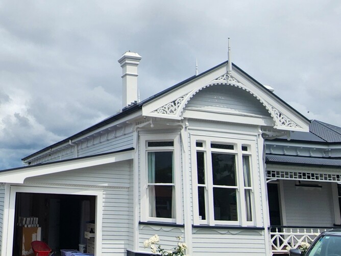 Old villa with new guttering Hamilton