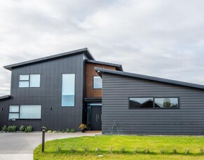 Sectional  vs Continuous Spouting: Which Is The Best Option?