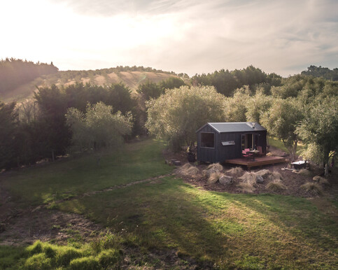 Riverside Escapes - off grid sustainability and freedom