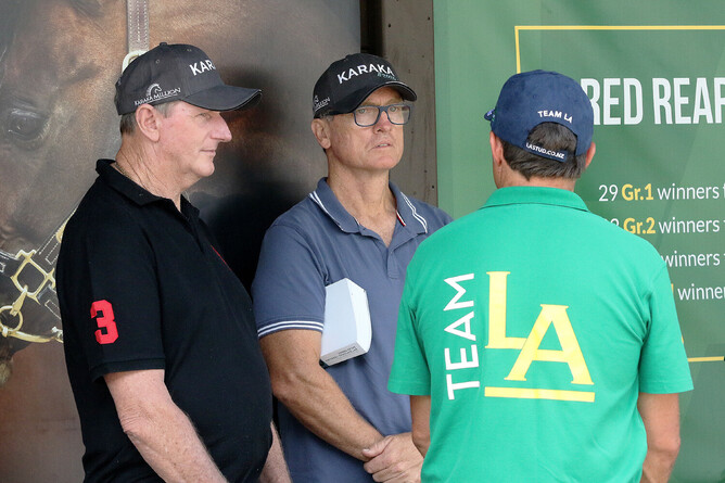 Trainer David Vandyke (centre) at the Karaka Yearling sale - Photo: Darryl Sherer