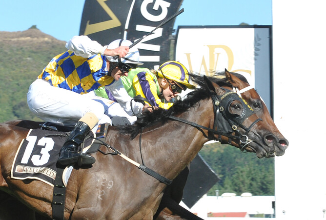 Photo: Race Images PN