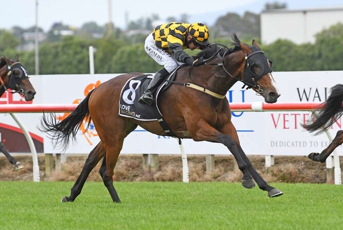 Snazzytavi winning at Te Rapa on Saturday. - Photo: Kenton Wright (Race Images)