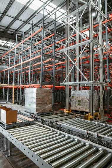 4-way shuttle automation warehouse