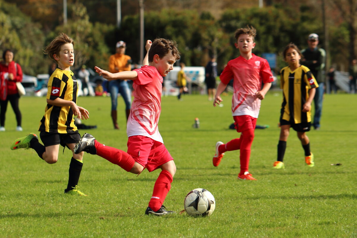 Ages 9-12 (Junior Football) | Albany United Football Club