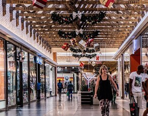 The Christmas Crunch time: How to avoid a financial hangover this silly season