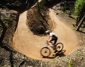 Nicol and Gray new names for UCI Marathon MTB National honours