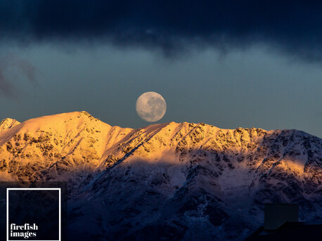 Moonset at Sunrise 16"x20"