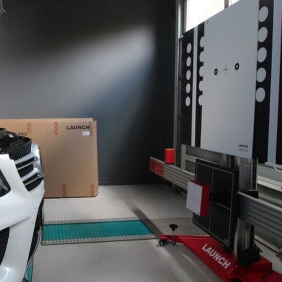 automotive workshop equipment