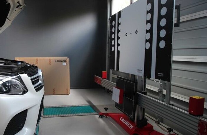 automotive workshop equipment