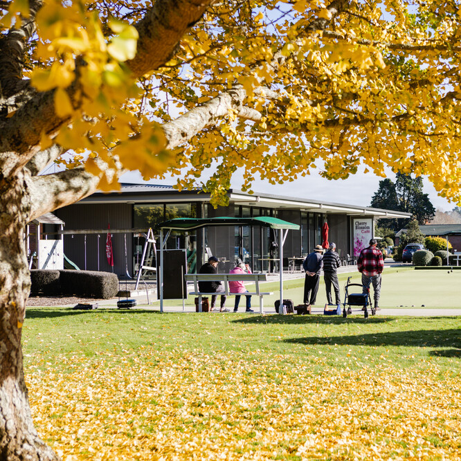 Lawn bowls at Eventide Retirement Village