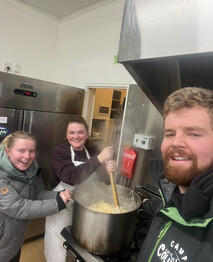 Camp Kitchen Hand