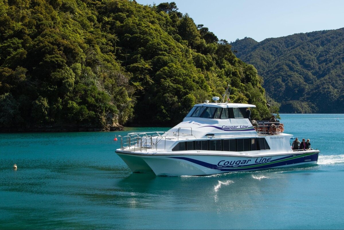 Water Taxi Tawa Cove Cabins