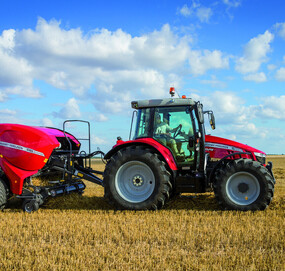 Massey Ferguson 5700S