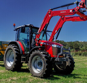 Massey Ferguson 5700
