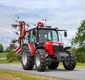 Massey Ferguson 4700