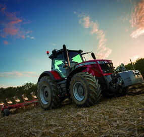 Massey Ferguson 8700